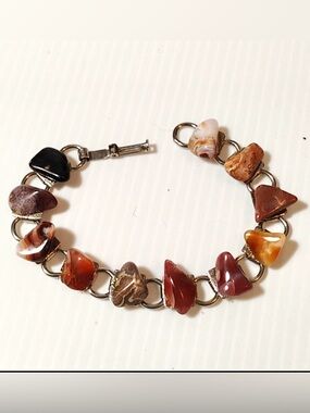 Agate Bracelet Semi Precious Gemstones in Browns, Oranges & Red Earth Tones.